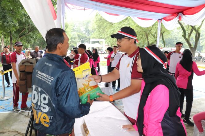 
					Polres Langkat melaksanakan Gerakan Pangan Murah Penjualan Beras Stabilisasi Pasokan dan Harga Pangan
