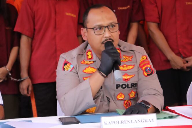
					Polda Sumut, Polres Langkat dan Polres Binjai Gelar Konferensi Pers Ungkap 429 Kasus, Sita 206 Kg Sabu dan Puluhan Ribu Ekstasi