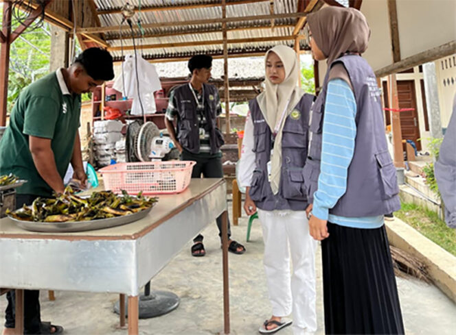 
					Majukan UMKM, Mahasiswa KKN 06 IAIN Langsa Lakukan Re-Branding Pulot Ijo dan Teh Hijau di Desa Beusa Seberang