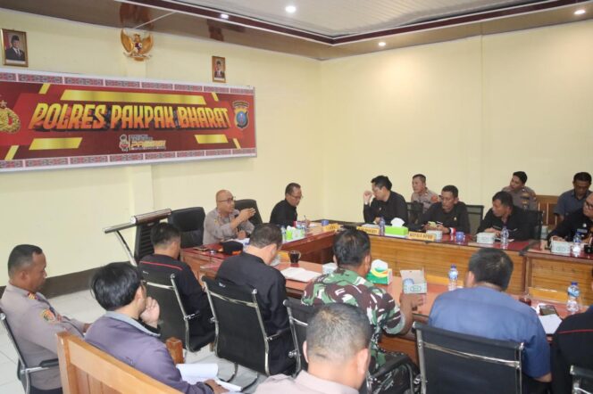 
					Polres Pakpak Bharat Adakan Rakor Atasi Karhutla Di Wilayahnya