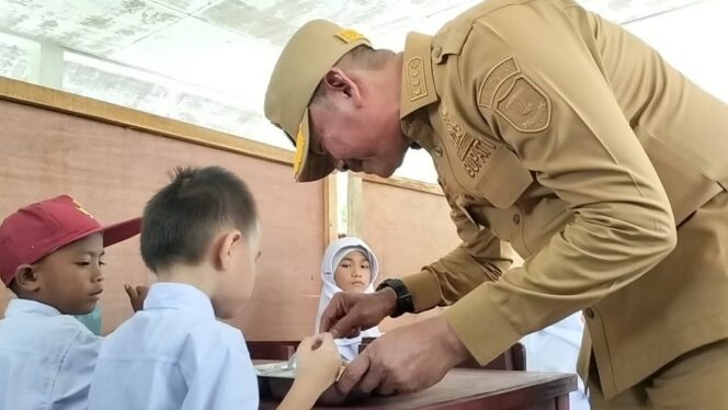 
					Wabup Madina Sampaikan Terima Kasih Siswa untuk Presiden Prabowo 