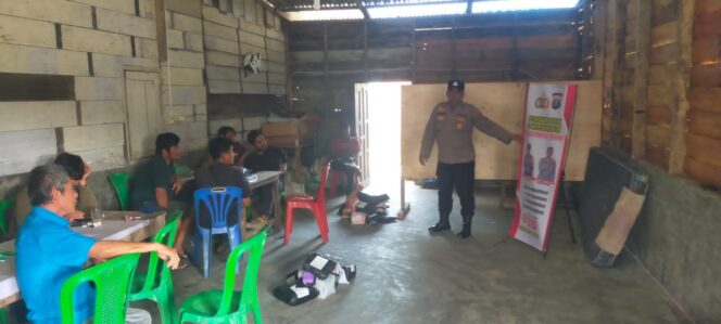 
					Sat Binmas Polres Pakpak Bharat Himbau Masyarakat Ciptakan Kamtibmas Yang Kondusif Melalui Layanan 110 : Polres Pakpak Bharat