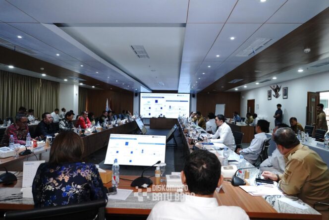 
					Bupati Batu Bara Sambut Kunjungan Kerja Komite II DPD RI ke Provsu