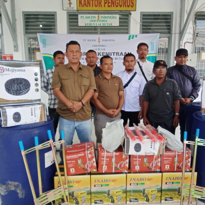 
					PT Socfindo Lae Butar Berikan Bantuan Alat Pertanian Kepada Mitra Koptan