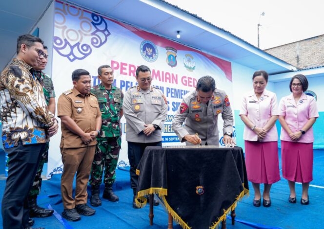 
					SPPG Polres Sibolga Diresmikan Oleh Kapolda Sumut, Didampingi Forkopimda Kota Sibolga
