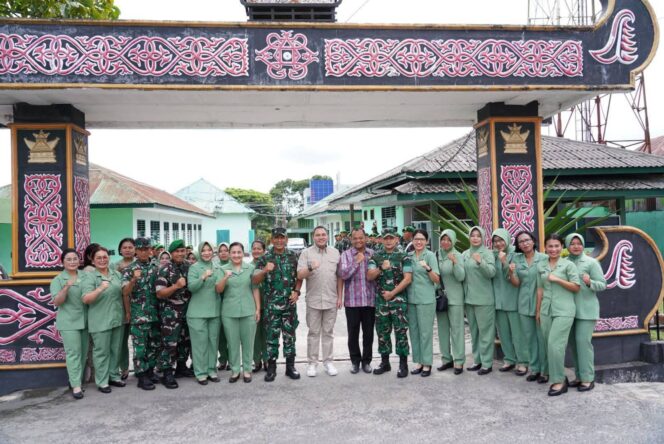 
					Bupati Pakpak Hadiri Kunjungan Silaturahmi Kol Inf. Jansen P Nainggolan