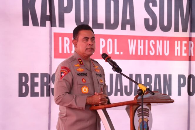 
					Kapolda Sumut Suntikkan Motivasi ke Jajaran Polres Padang Lawas: Bersatu, Berani, dan Humanis