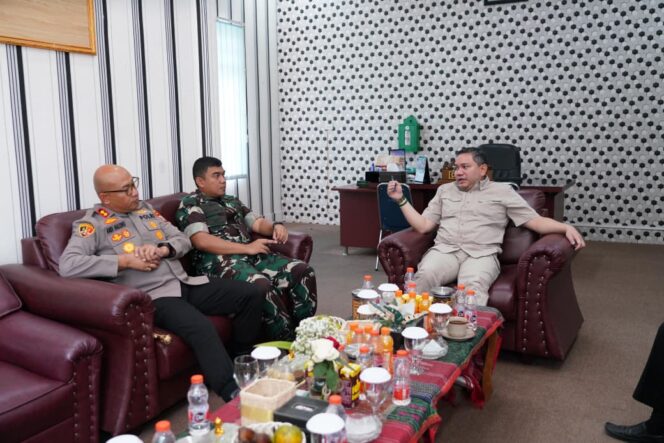 
					Franc Bernhard Tumanggor Pimpin Rapat Forkopimda Kabupaten Pakpak Bharat