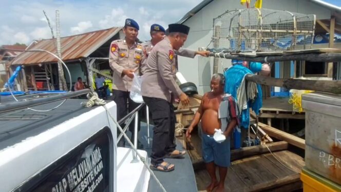
					Sat Polairud Polres Langkat Laksanakan tatap muka dengan Nelayan dan masyarakat pesisir