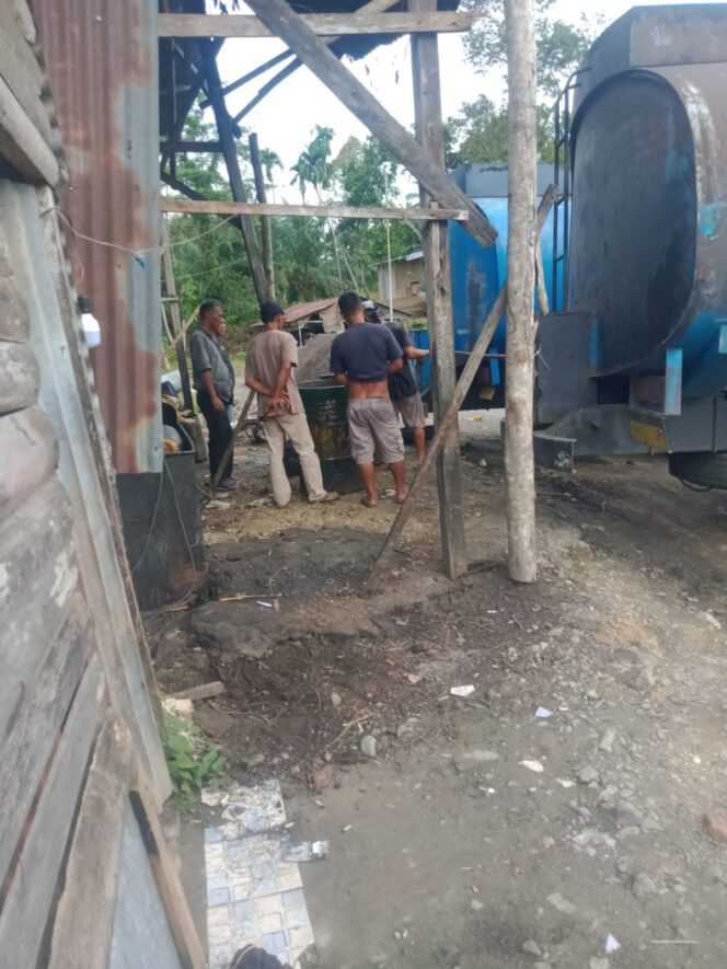 
					Dugaan Penampungan Ilegal CPO di Langkat: “Bisnis Gelap” yang Terus Dibiarkan?