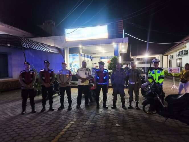 
					Tekan Angka Kriminalitas, Polres Sibolga Laksanakan Patroli Dialogis