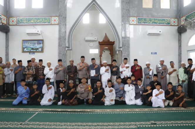 
					Safari Jumat Kapolres Langkat: Ajak Warga Jaga Kondusifitas dan Perangi Narkoba serta Judi Online