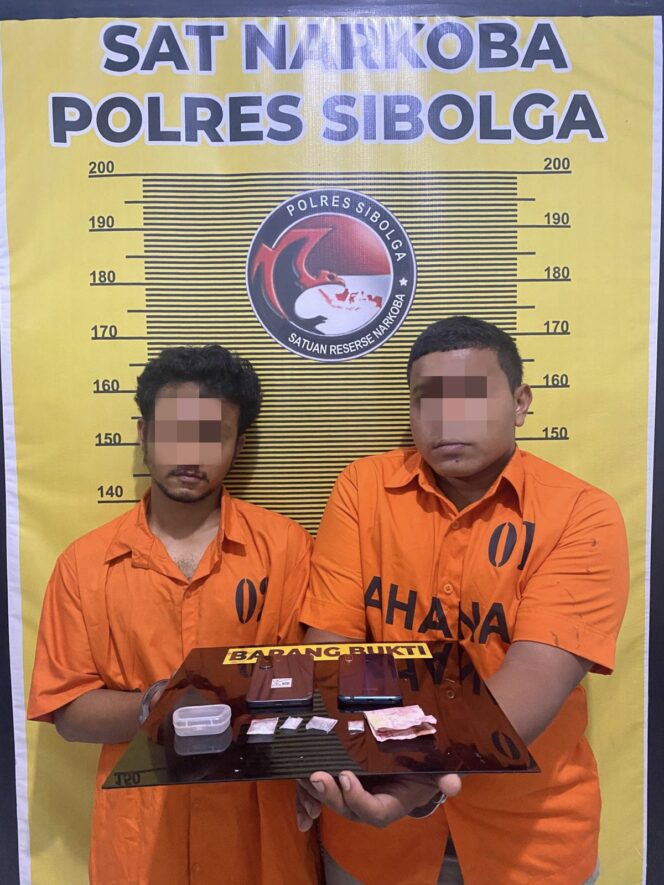 
					Tim Opsnal Sat Resnarkoba Polres Sibolga, Amankan Dua Tersangka Miliki Sabu