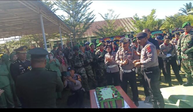 
					TNI 80 Tahun, Setia di Jalan Rakyat, Teguh di Benteng Negara Kasdim 0118 Bacakan Amanat Panglima TNI di Subulussalam