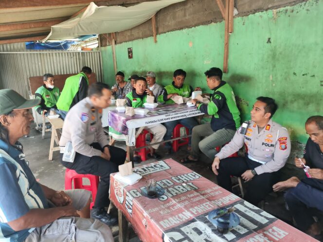 
					Sambang Pangkalan Ojek dan Betor Kasat Lantas Polres Langkat Ajak Komunitas Driver Wujudkan Zero Kecelakaan