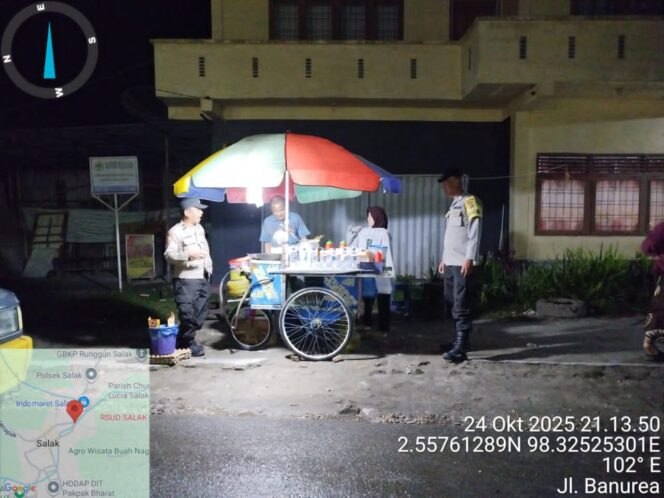 
					Polres Pakpak Bharat dan Jajaran Patroli Dialogis Cegah Kejahatan Jalanan Dan Ciptakan Kamtibmas Yang Kondusif