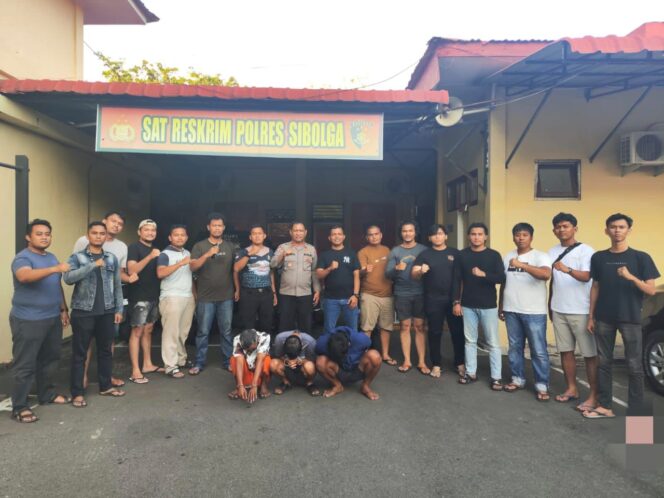 
					Polres Sibolga Amankan Tiga Pelaku Pembunuhan Di Sibolga, Dua Pelaku Dalam Pengejaran