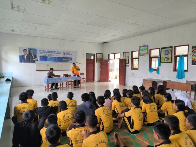 
					Siswa/i SMP N 4 Kerajaan Antusias Dengarkan Sosialisasi SMA Kemala Taruna Bhayangkara Dari Kapolsek Sukaramai