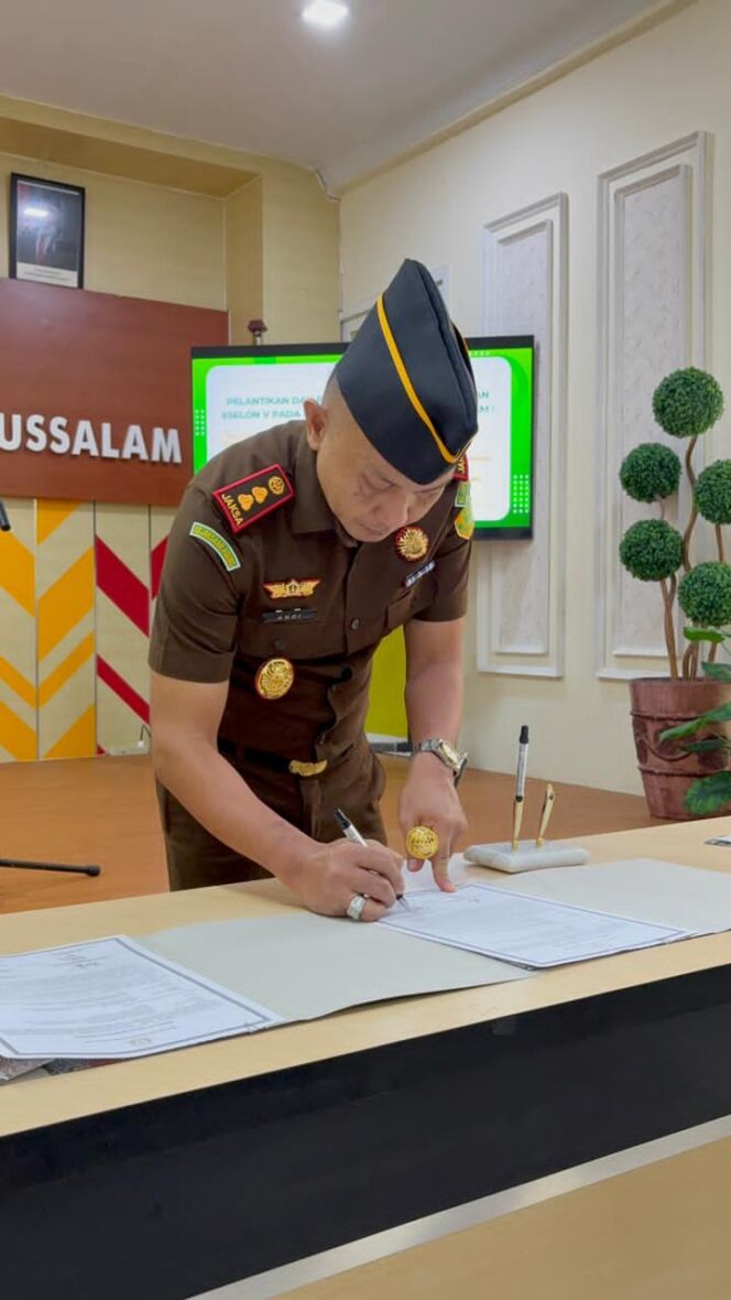 
					Kajari Subulussalam Lantik Pejabat Eselon V, Dorong Kinerja dan Inovasi Baru