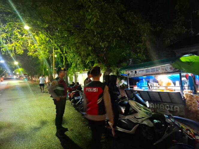 
					Pastikan Kota Sibolga Kondusif, Satuan Samapta Polres Sibolga Patroli Kota Dan Objek Vital