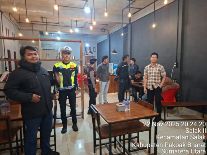 
					Kawal malam Minggu Polres Pakpak Bharat Lakukan Patroli Bluelight Wujudkan Kamtibmas Yang Kondusif Di Tengah Masyarakat