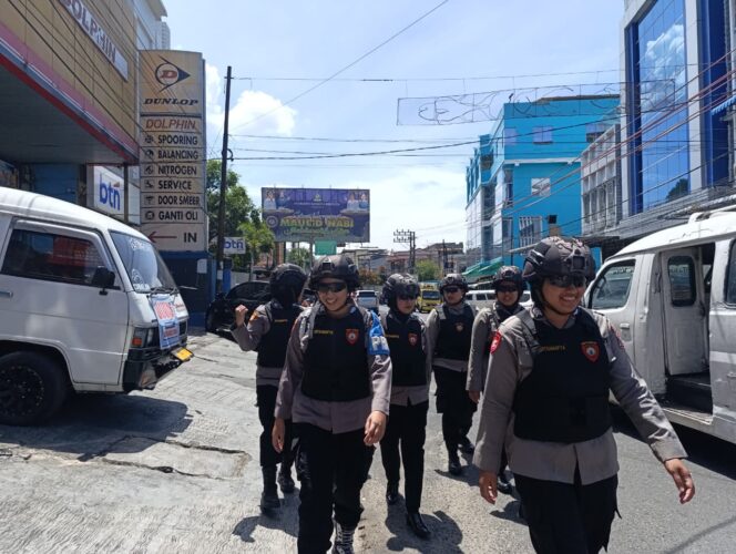 
					Patroli Srikandi Putri Runduk Dilaksanakan Polres Sibolga, Sasar Masjid Dan Pusat Keramaian Di Sibolga