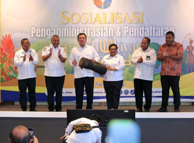 
					Menteri Nusron: Harmonisasi Hukum Adat dan Pertanahan Melalui Sertipikasi Tanah Ulayat di Papua