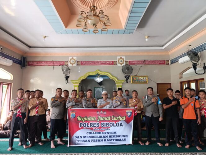 
					Dalam Rangka Jumat Curhat, Polres Sibolga Kunjungi Masjid Jabal Nur Sibolga, Berikan Pesan Kamtibmas