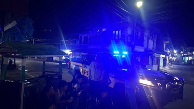 
					Polsek Sibolga Selatan Gelar Patroli Blue Light, Wujud Implementasi Program Prioritas Kapolda Sumut