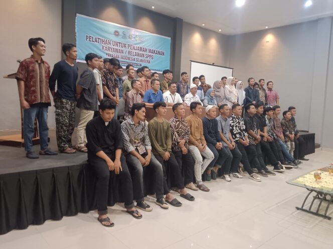 
					Yayasan Tumakel Indonesia Sejahtera Gelar Pelatihan Penjamah Makanan Dukung Program Makan Bergizi Gratis di Kota Subulussalam