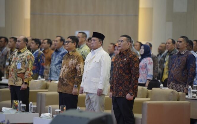 
					Buka Rakernas 2025, Menteri Nusron: Hasilkan Keputusan yang Optimal dan Berkualitas untuk Meningkatkan Pelayanan kepada Masyarakat