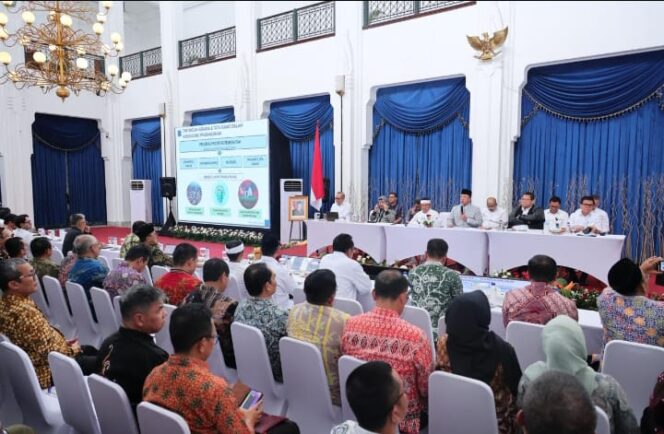 
					Jalankan Amanat Perpres 12/2025, Menteri Nusron Minta Pemerintah Daerah di Jawa Barat Lakukan Revisi Rencana Tata Ruang