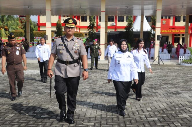 
					Kapolda Sumut Pimpin Upacara Penutupan dan Pelantikan 150 Bintara Polri di SPN Hinai