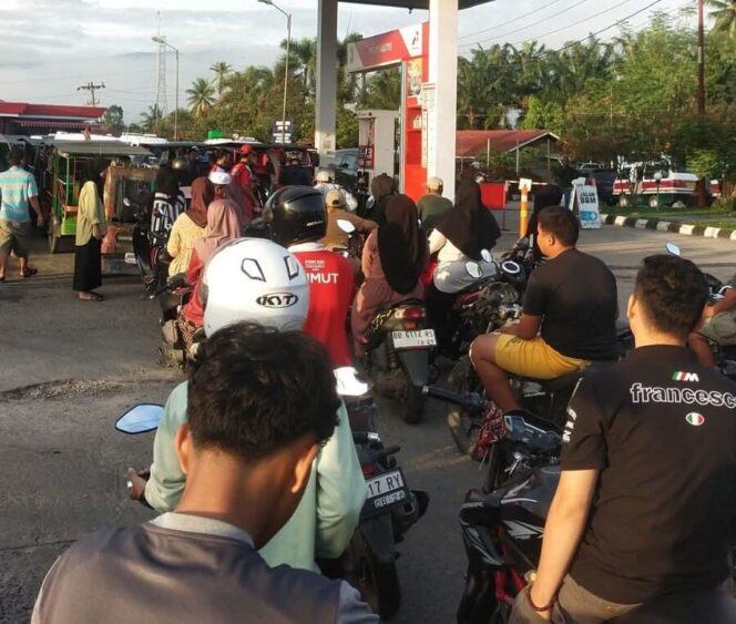 
					Pemkab Madina Ambil Langkah Strategis untuk Mengatasi Kelangkaan BBM