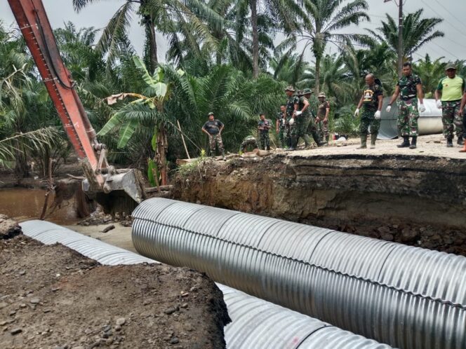 
					Satgas Gulbencal Kodam I/BB Telah Selesai Pasang Jembatan Aramco di Kabupaten Langkat