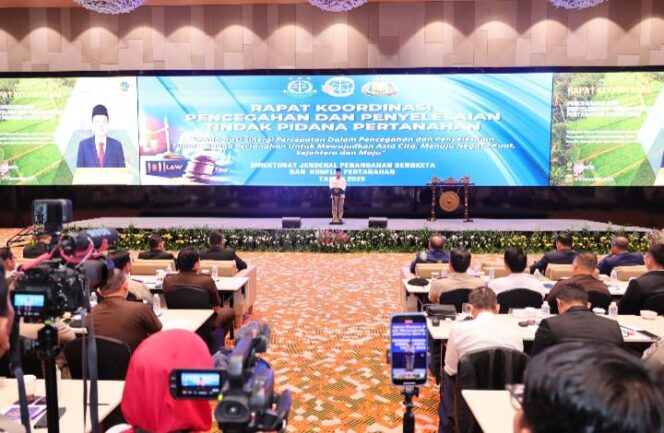 
					Soroti Metamorfosis Mafia Tanah, Menteri Nusron: Jangan Sampai Terlibat