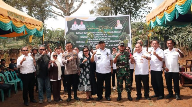 
					Penanaman 5000 Pohon di Desa Karing