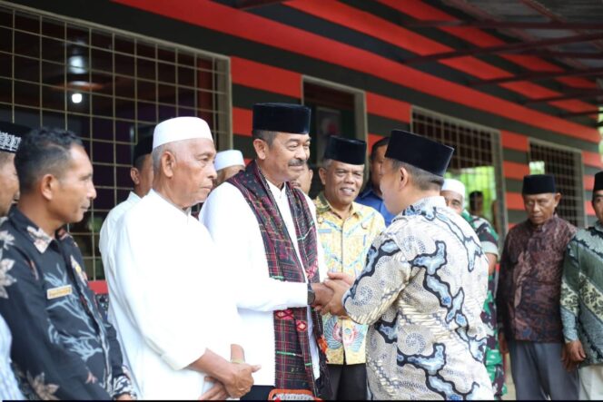 
					Pembukaan Jalan Baru ke Banjar Malayu Sepanjang 2,3 Km Rampung