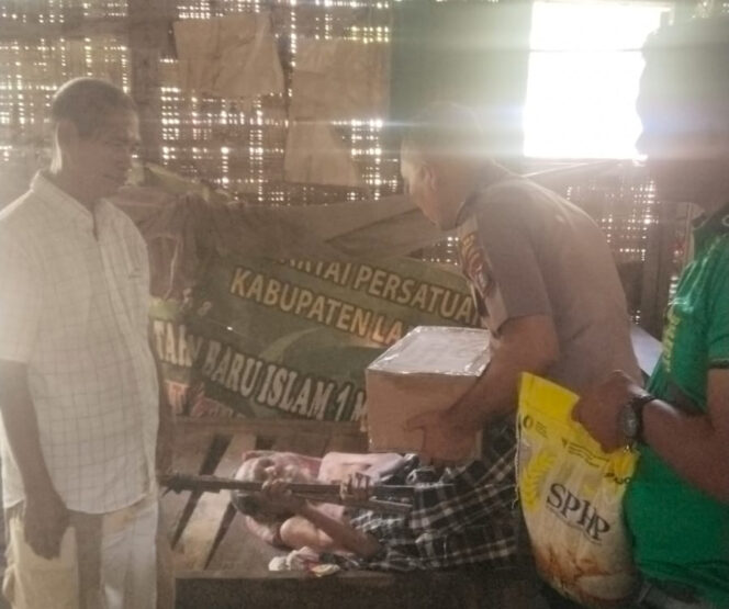 
					Polsek Gebang Gelar Jumat Berkah, Salurkan Bantuan Sembako Kepada Warga Kurang Mampu