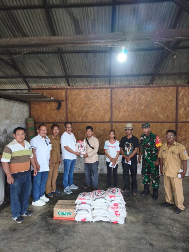 
					Maruli Siahaan Serahkan Penyaluran Bantuan Kepada Masyarakat Terdampak Bencana Banjir-longsor Di Wilayah Sembahe