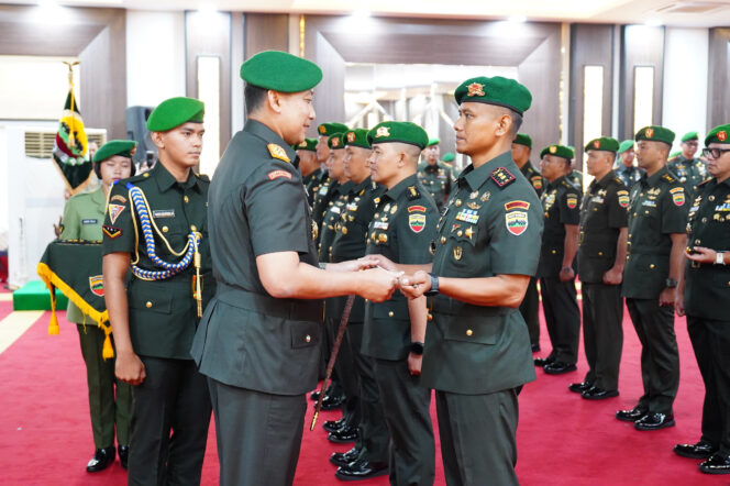 
					Pangdam I/BB Pimpin Sertijab dan Tradisi Korps Pejabat Utama di Makodam I/BB