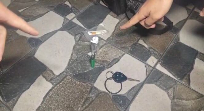 
					PSatres Narkoba Polresta Pekan Baru Amankan 4 Pengunjung Karoke Becak Wings Food Court