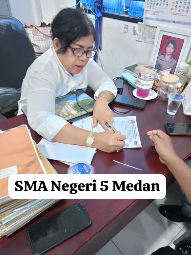 
					Kepala SMAN 5 Medan Diduga Menyalah Gunakan Dana BOS