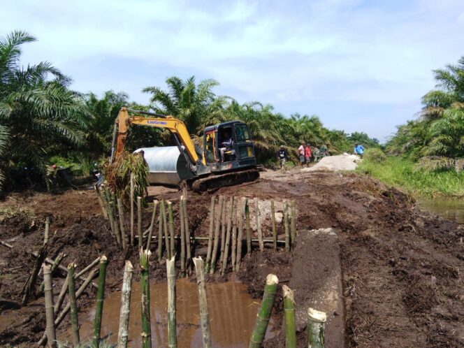 
					Kodim 0209/Labuhanbatu Tuntaskan Pembangunan Jembatan di Desa Sukarame Baru