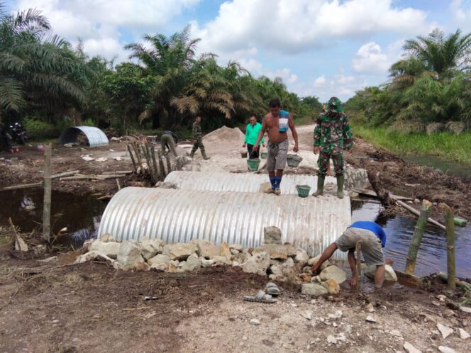 
					Kodim 0209/Labuhanbatu Tuntaskan Pembangunan Jembatan di Desa Sukarame Baru
