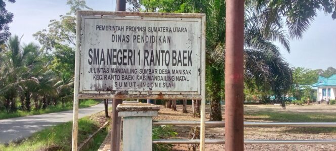 
					Kepala sekolah SMA N 1 Ranto Baek diduga Gelapkan Bantuan PIP