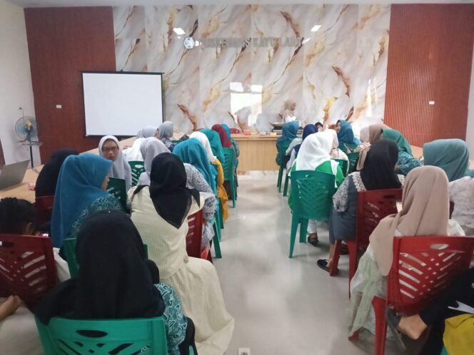 
					UPTD Puskesmas Kayulaut Gelar Pembekalan dan Evaluasi PMT