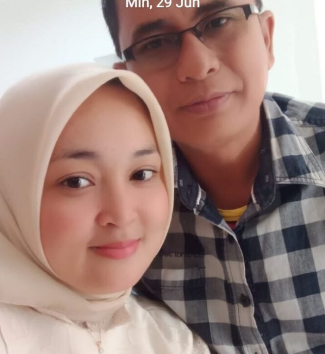 
					Kepala SD Negeri 012 Simangambat Jalin Percintaan Romantis